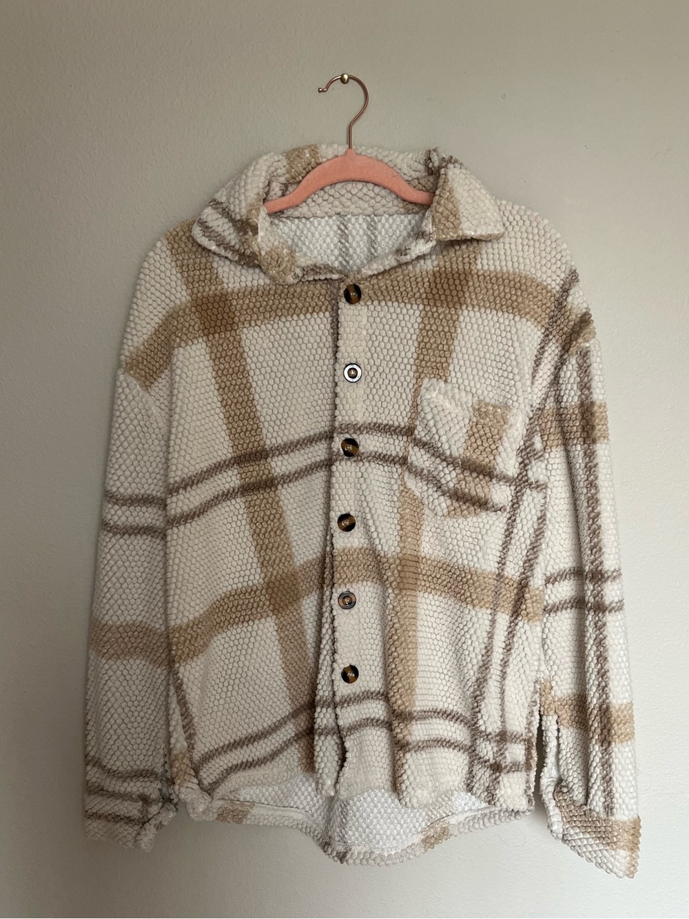 Women’s Small Beige and Brown Oversized Fleece Button Up Flannel